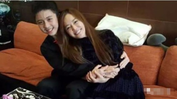 Nữ diễn viên ngủ cùng con trai đến năm 15 tuổi và bi kịch con gặp phải ở tuổi trưởng thành-3