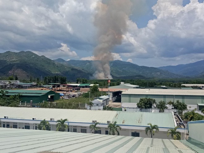 Máy bay quân sự rơi ở Khánh Hòa, 2 phi công tử nạn-3