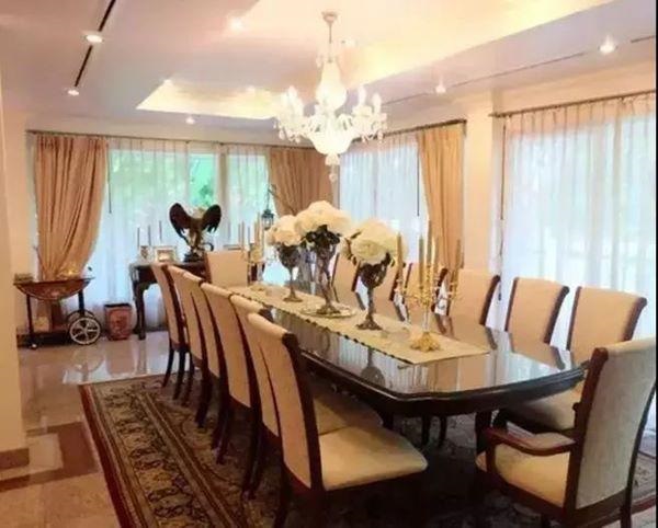 Cưới về mới biết chồng là tỷ phú giàu nhất Dubai, Lọ Lem U60 bây giờ sống ra sao?-8