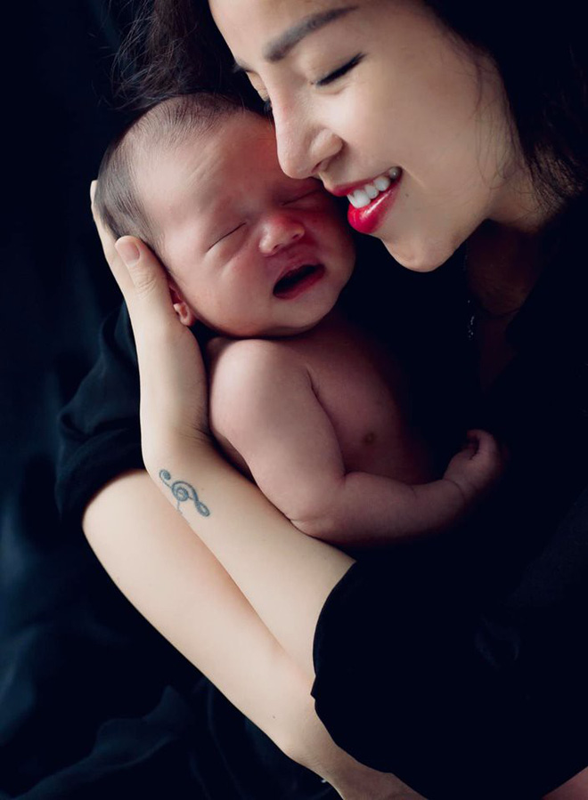 Ca sĩ Minh Chuyên bị tống tiền, tố ngủ với đại gia lớn tuổi đã có vợ-2