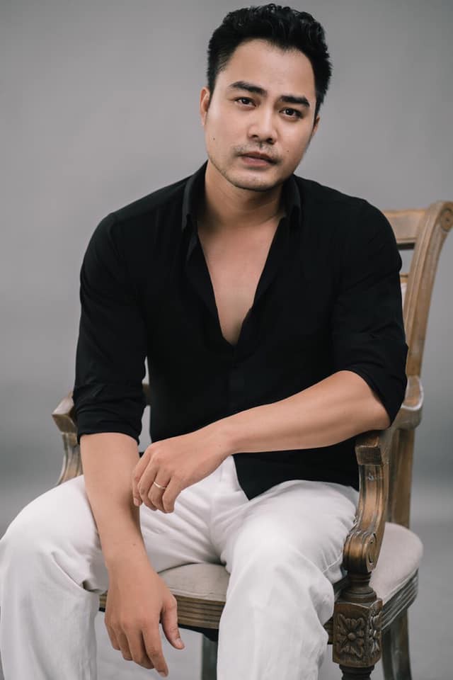 NSND Hoàng Dũng và khán giả dành mưa lời khen” cho Trọng Hùng trong Về nhà đi con”-8