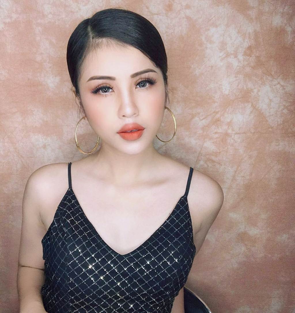 Thu Hương - cô gái khỏa thân ở hồ sen gây giật mình với ảnh đời thường-7