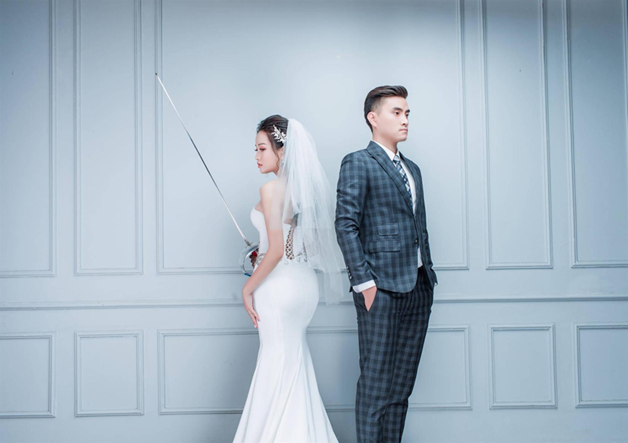 Ảnh cưới của vua kiếm chém và người vợ xinh đẹp-9