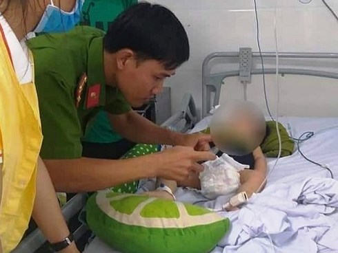 Bé trai 15 tháng tuổi tử vong bất thường: Lãnh đạo phường lên tiếng
