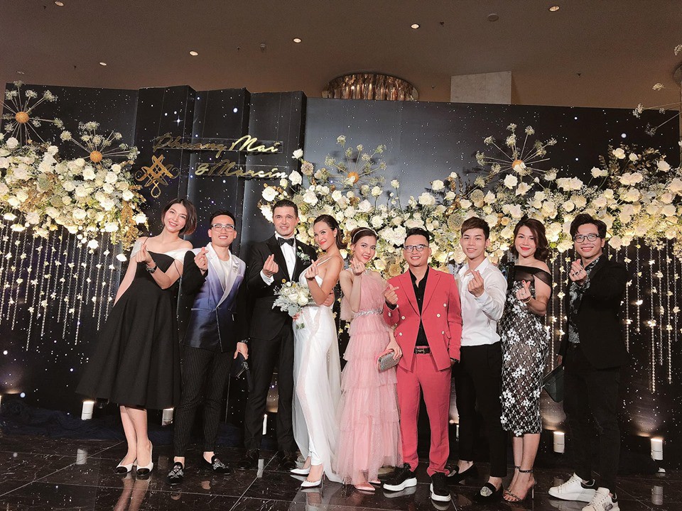 Đám cưới siêu mẫu Phương Mai và chồng Tây gia thế khủng: Cô dâu không diện váy cưới, xuất hiện trong trang phục cực lạ-5