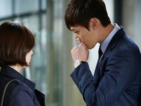 Góc khuất của bà mẹ 2 con nghiện sex với trai lạ-2