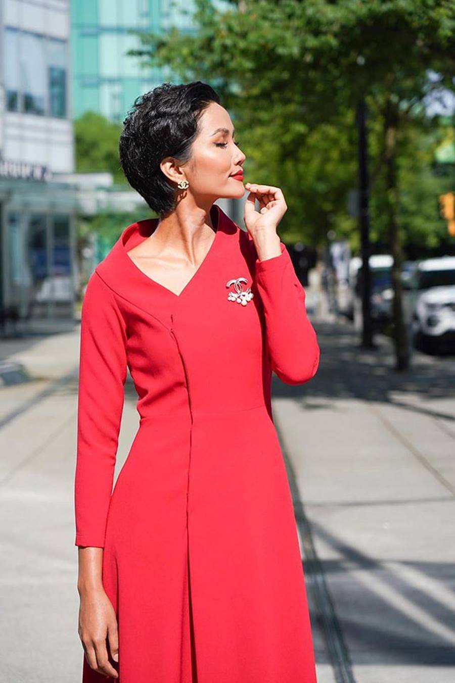 Hoa khôi Lan Khuê khoe thân hình nóng bỏng với bikini dù đang mang bầu-5