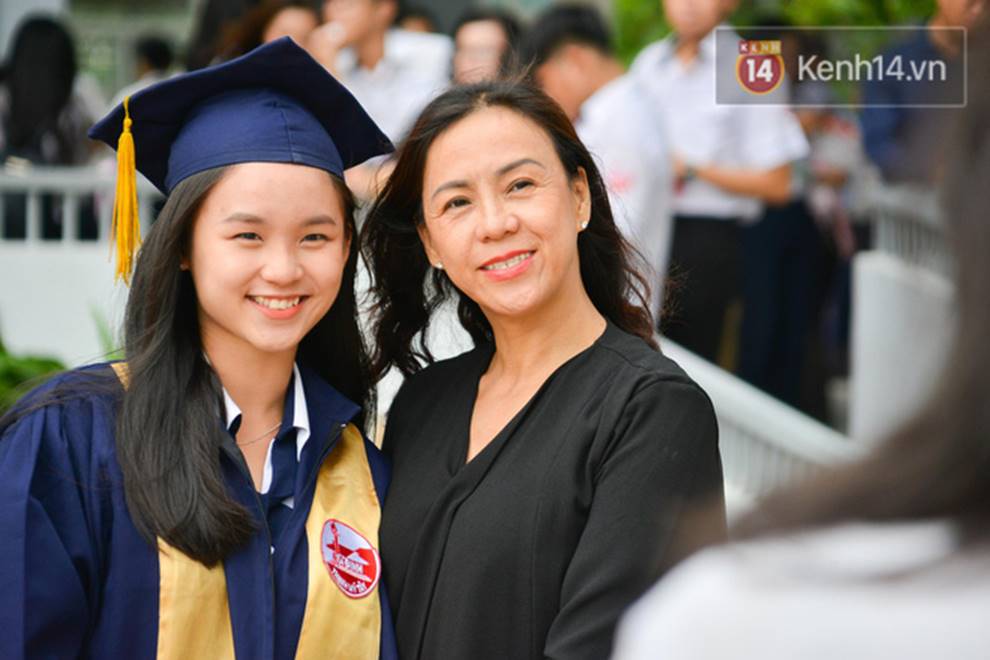 Đêm tri ân đầy nước mắt của trường Gia Định: Khóc vì chúng ta đã có một thời học sinh đầy tươi đẹp-6