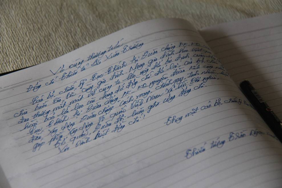 Nghẹn ngào lễ viếng 2 phi công hy sinh trong tai nạn rơi máy bay ở Khánh Hòa-6