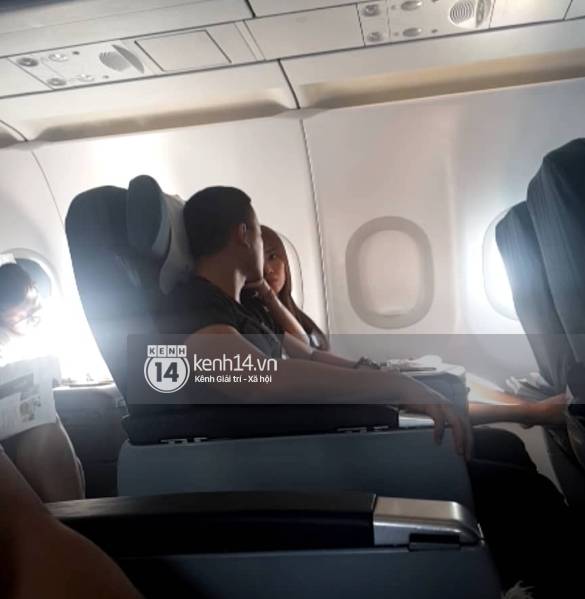 Mỹ Tâm nựng má Mai Tài Phến trên máy bay và loạt bằng chứng hẹn hò chàng diễn viên kém 10 tuổi!-9
