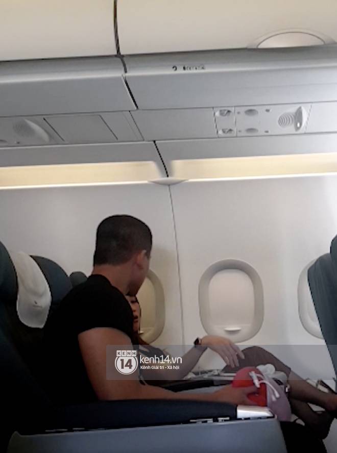Mỹ Tâm nựng má Mai Tài Phến trên máy bay và loạt bằng chứng hẹn hò chàng diễn viên kém 10 tuổi!-10