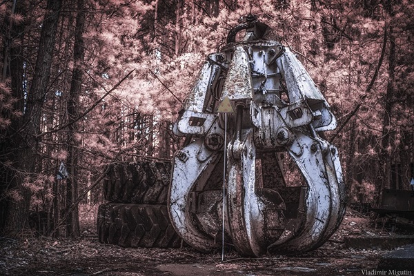 Từ vùng đất ma không ai dám bén mảng, nhà máy điện hạt nhân Chernobyl bỗng hóa xứ sở thần tiên đẹp lịm tim qua lăng kính của nhiếp ảnh gia-13