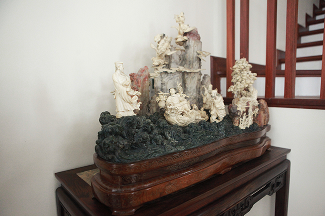 Tuyệt phẩm điêu khắc bát tiên quá hải độc nhất vô nhị ở Việt Nam-2