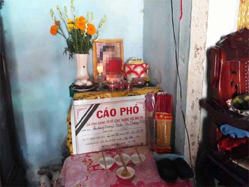 Đến trụ sở công an tự thú, người đàn ông bất ngờ tử vong-2