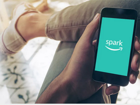 Tuổi thơ khốn khó của tỷ phú Amazon với người mẹ có nghị lực phi thường: 18 tuổi làm mẹ đơn thân, ngày ngày vẫn đem con đến lớp học-5