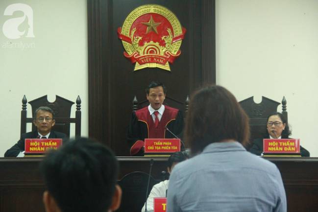 Đằng sau 42 tháng tù giam dành cho nữ tài xế say xỉn lái BMW tông chết người và câu chuyện về đứa con tự kỷ cần mẹ-2