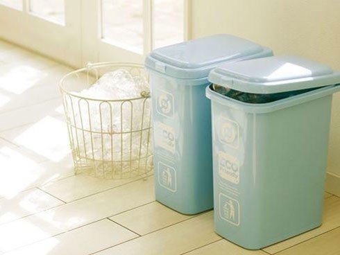 Thùng rác cứ tiện đâu đặt đó bảo sao Thần tài
