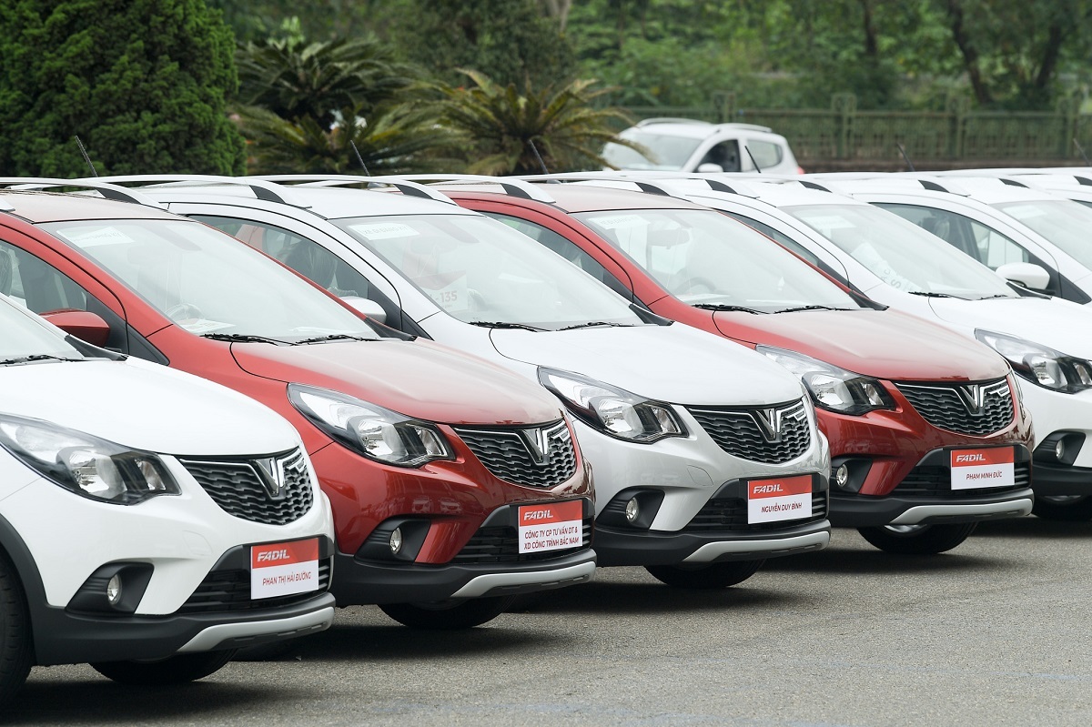 1 ngày, giao 650 xe Fadil đến tay khách-1