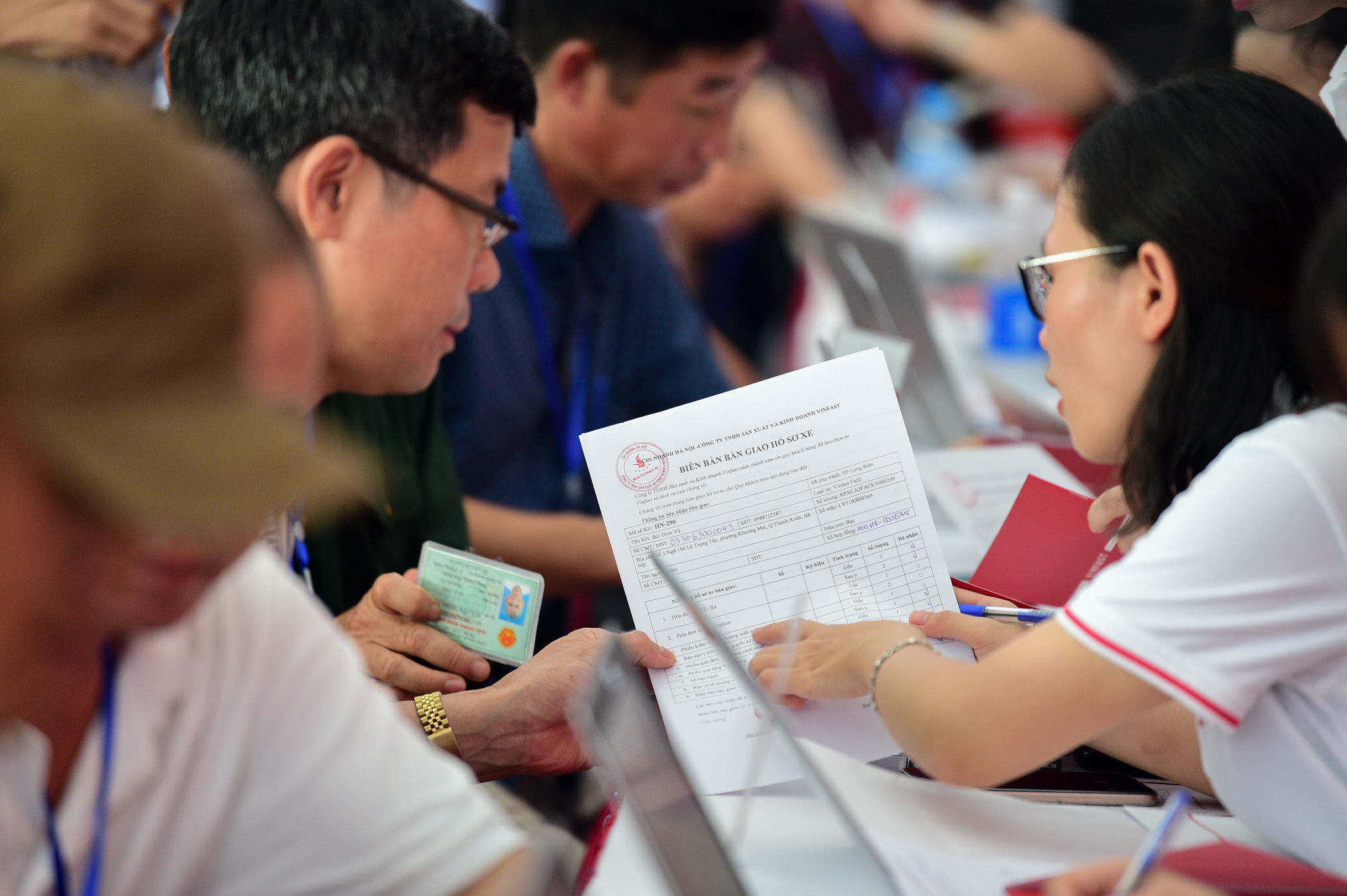 1 ngày, giao 650 xe Fadil đến tay khách-7