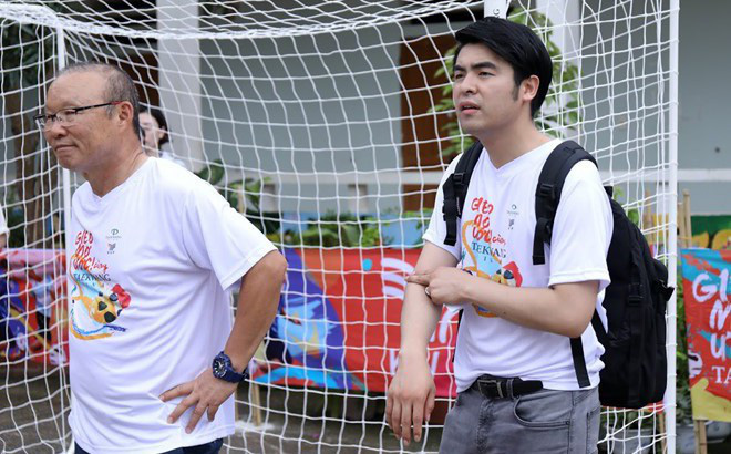 Giám đốc 33 tuổi đứng sau cuộc thương lượng về hợp đồng của HLV Park Hang Seo-1