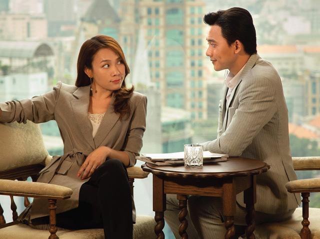 Mặc váy thì thường xuyên lọt top sao xấu, chứ cứ diện vest là Mỹ Tâm đẹp chấp cả dàn mỹ nhân Việt-9