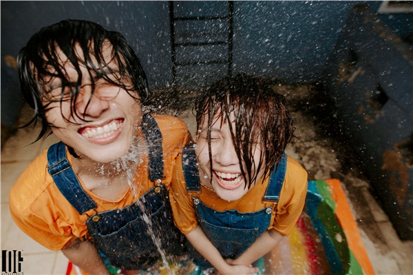 Bộ ảnh tinh nghịch của cặp đôi chàng chụp ảnh, nàng make-up, xem xong chỉ muốn yêu luôn-2