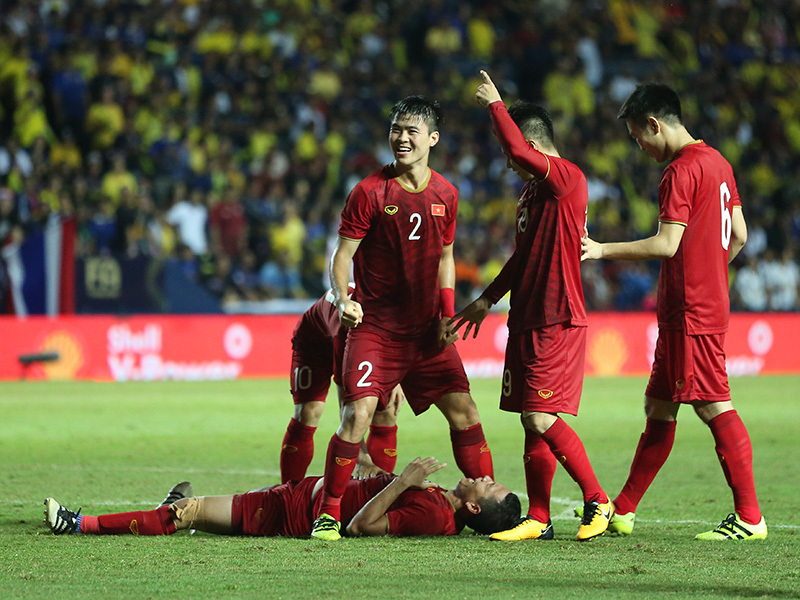 VFF gia hạn với thầy Park, không chỉ là chuyện tiền nong-1