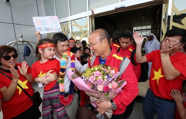 VFF gia hạn với thầy Park, không chỉ là chuyện tiền nong-2