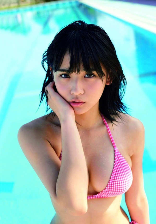 Mỹ nhân Nhật chuộng mặc bikini nhỏ xíu chụp sách ảnh-5