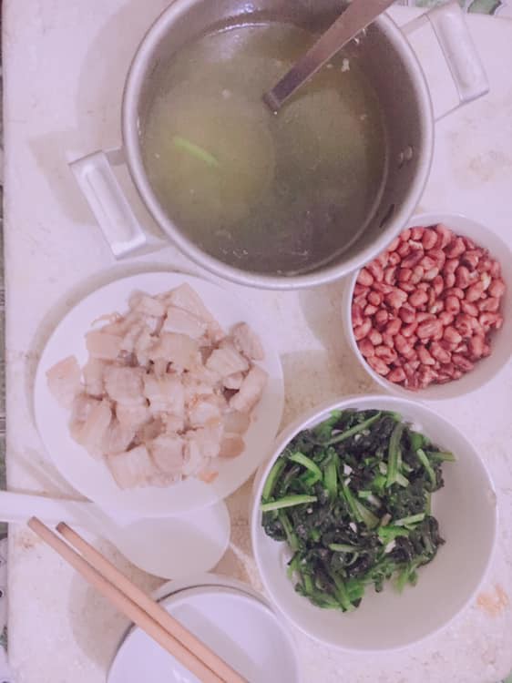 Cô gái tự thú đoảng hết phần thiên hạ khi rán cá không thành, dân mạng phát hờn khi thấy 1 chi tiết-4