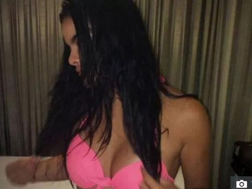 Hình ảnh nữ sinh 13 tuổi dũng cảm ngược dòng người để sơ tán các bạn trong trận động đất ở Trung Quốc gây bão MXH-4