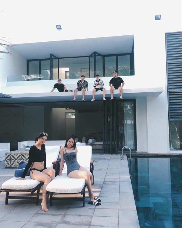 Đẳng cấp con gái đại gia Minh Nhựa: 20 tuổi tự sắm túi Chanel hơn 100 triệu, khoe nhẹ siêu xe và giày hiệu cũng đủ nổi khắp Instagram-9