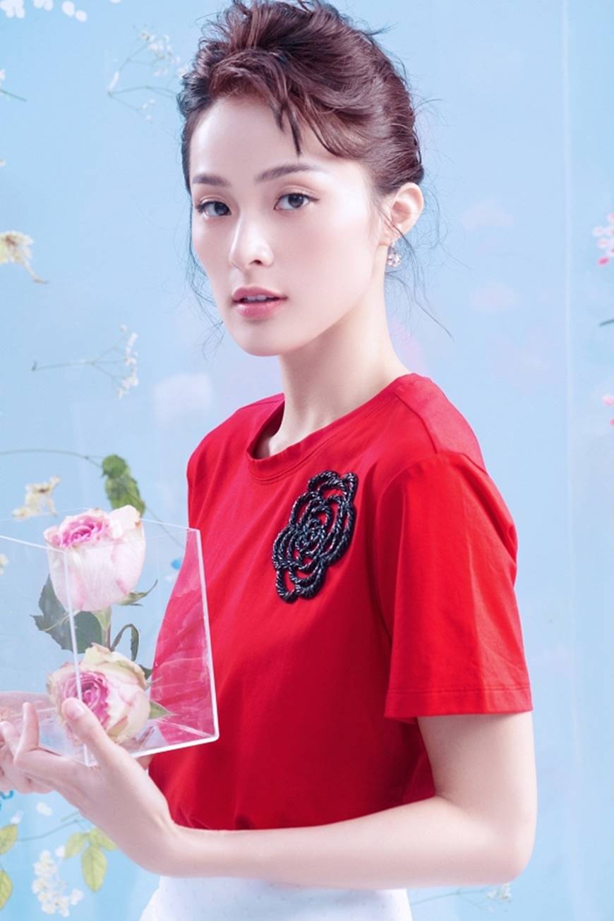 Hạ Vi ngọt ngào và mong manh tựa đóa hồng-2