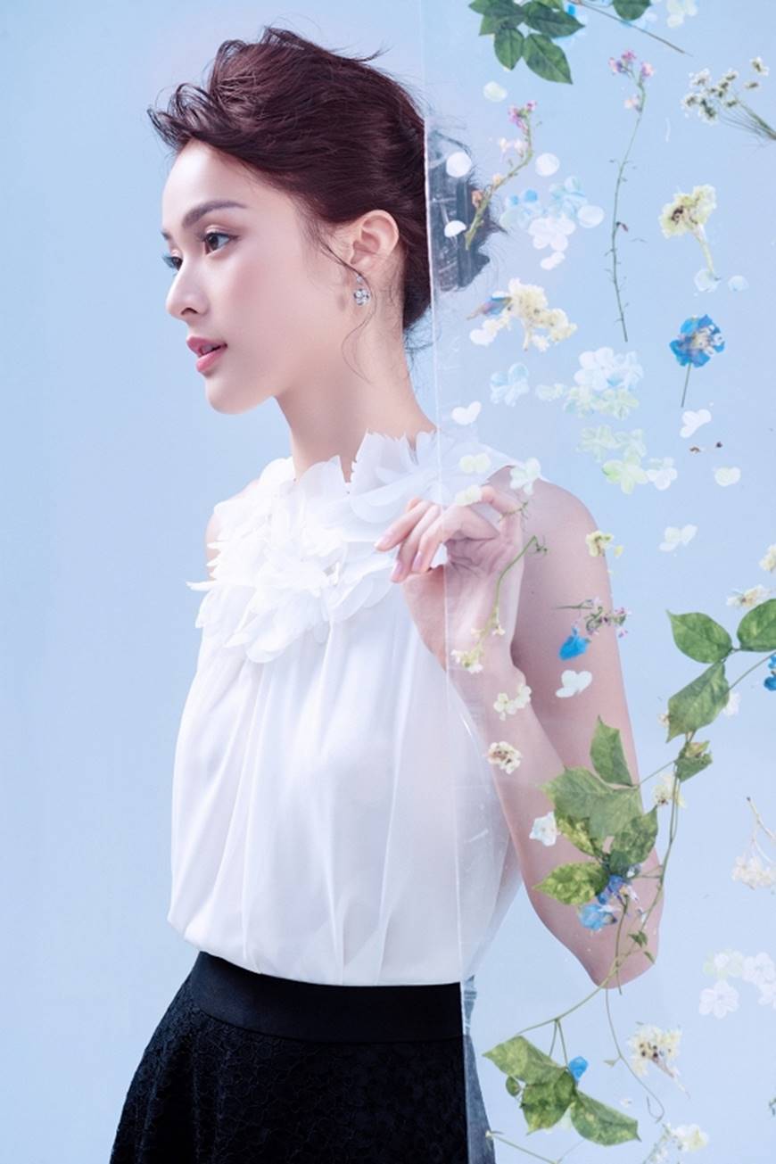 Hạ Vi ngọt ngào và mong manh tựa đóa hồng-4