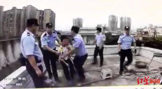 Câu chuyện nghẹn lòng của cậu bé 11 tuổi bị bố mẹ giấu chuyện ly hôn, và lời hứa vô thưởng vô phạt của bố khiến em muốn tự vẫn-3