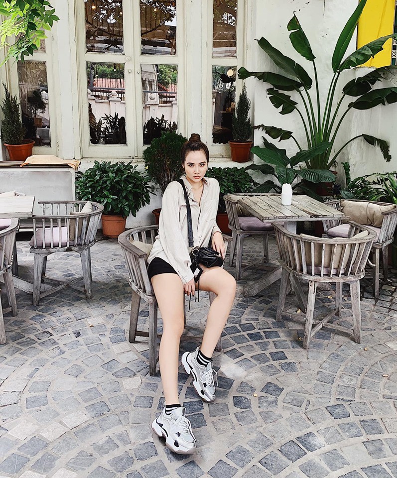 Hậu ly hôn: Huyền Lizzie với nhan sắc đỉnh cao, style sang chảnh có thừa, đúng là phụ nữ đẹp nhất khi không thuộc về ai-13