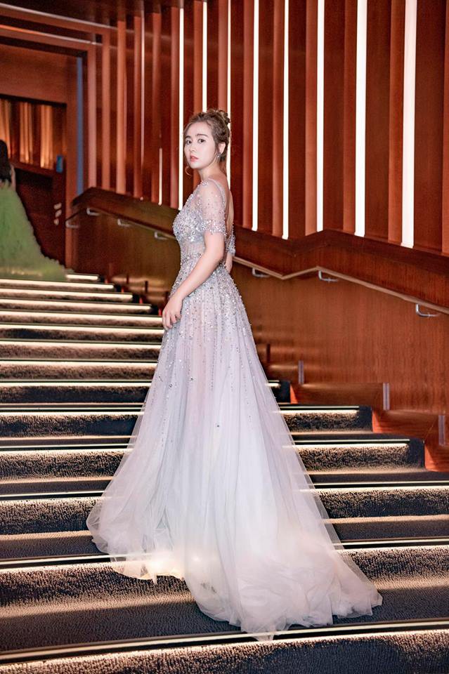 Hậu ly hôn: Huyền Lizzie với nhan sắc đỉnh cao, style sang chảnh có thừa, đúng là phụ nữ đẹp nhất khi không thuộc về ai-9