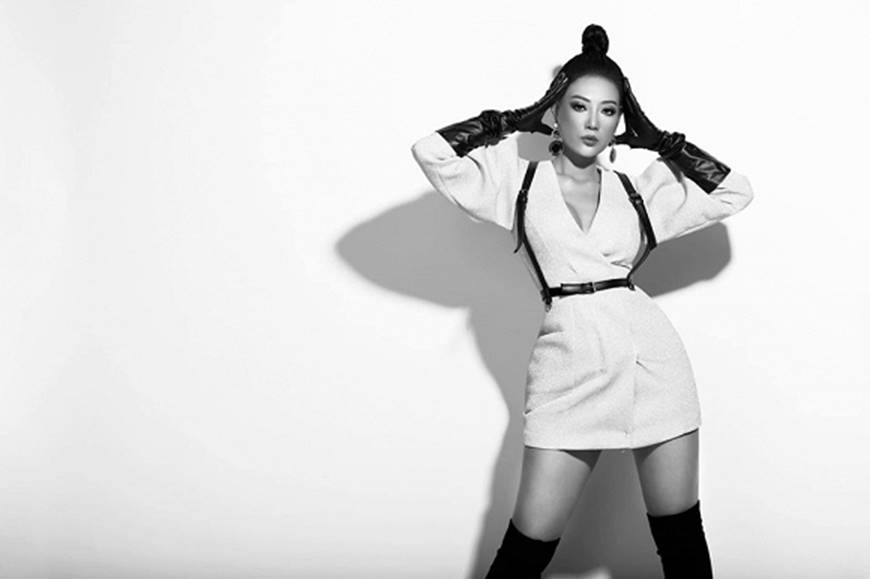 Thanh Hương lạ mắt khi chuyển đổi phong cách sang cô nàng cá tính, nổi loạn-10