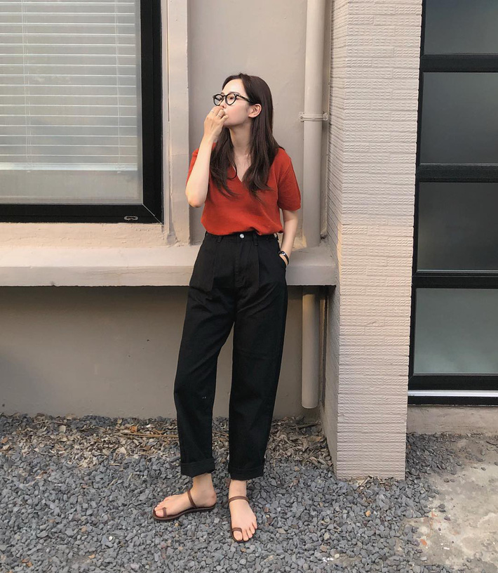 Ngắm street style Châu Á mới thấy, hóa ra mặc mát mẻ mà vẫn chất lại dễ dàng quá thế này-11