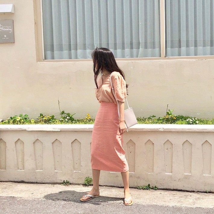 Ngắm street style Châu Á mới thấy, hóa ra mặc mát mẻ mà vẫn chất lại dễ dàng quá thế này-14