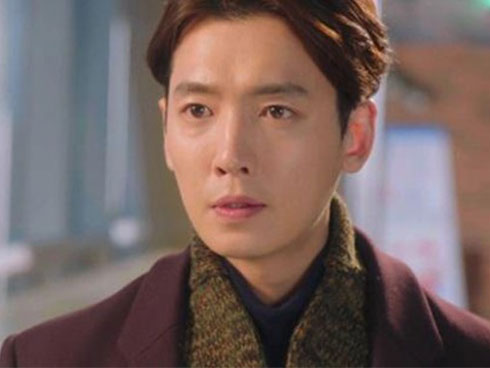 Chồng nằng nặc đòi ngủ riêng với con gái, vợ lắp camera theo dõi và phát hiện sự lạ-3