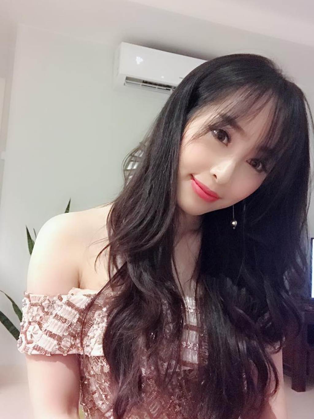 Cá sấu chúa Quỳnh Nga nóng bỏng đốn tim hậu ly hôn, chồng cũ có tiếc?-14