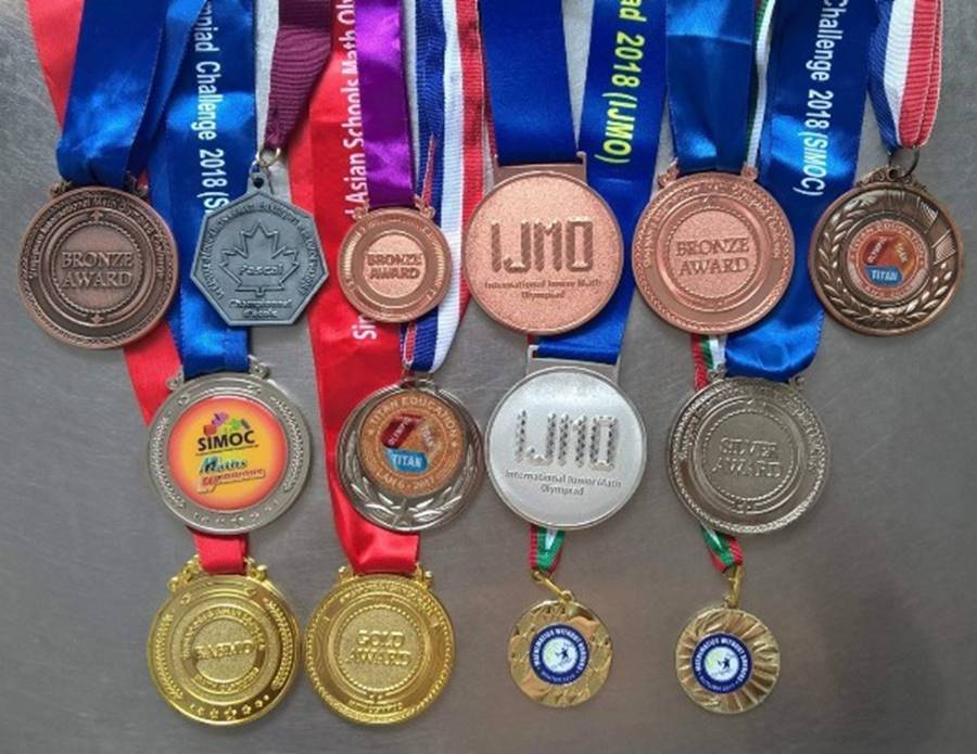 Mẹ mắc ung thư, nữ sinh Sài Gòn đậu 3 lớp chuyên thi vào 10-3