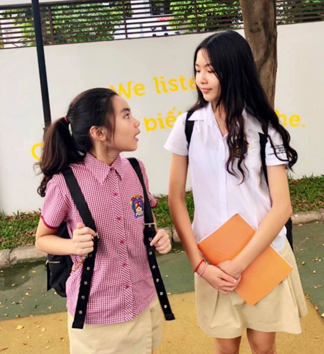 Cô con gái lớn xinh như Hoa hậu của MC Quyền Linh gây trầm trồ khi tự cắt tóc và uốn xoăn đẹp chuẩn salon”-6