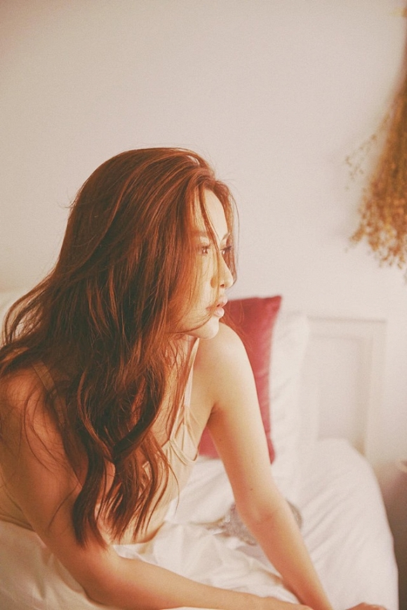 Đăng ảnh chúc mọi người ngủ ngon, Bích Phương lại khiến thiên hạ mất ngủ-9