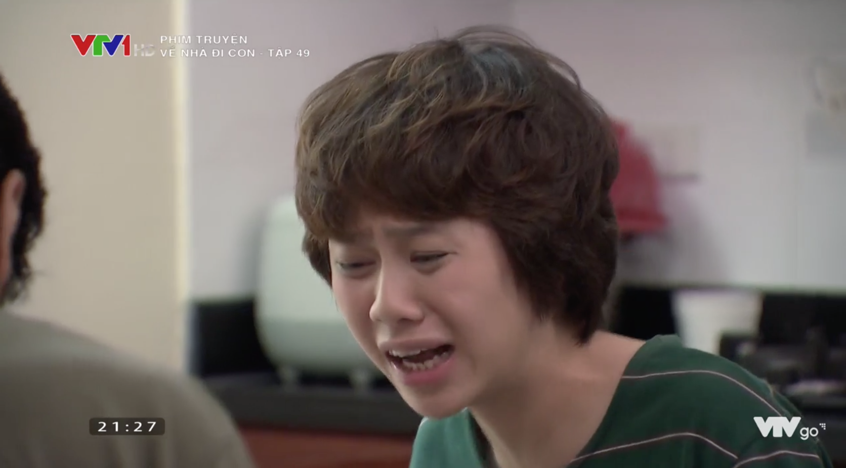 Về nhà đi con: Hết lo Thư hóa điên, khán giả lại sợ ông Sơn... mắc bệnh tâm thần-7