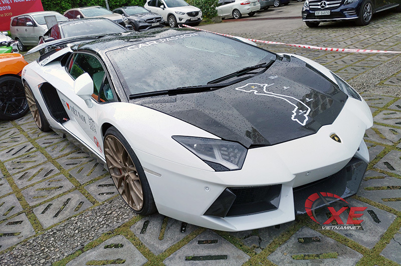 Đẳng cấp chơi siêu xe Lamborghini đáng nể của đại gia Tùng vàng-2