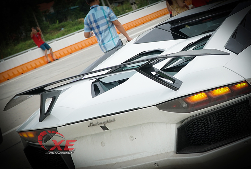 Đẳng cấp chơi siêu xe Lamborghini đáng nể của đại gia Tùng vàng-6