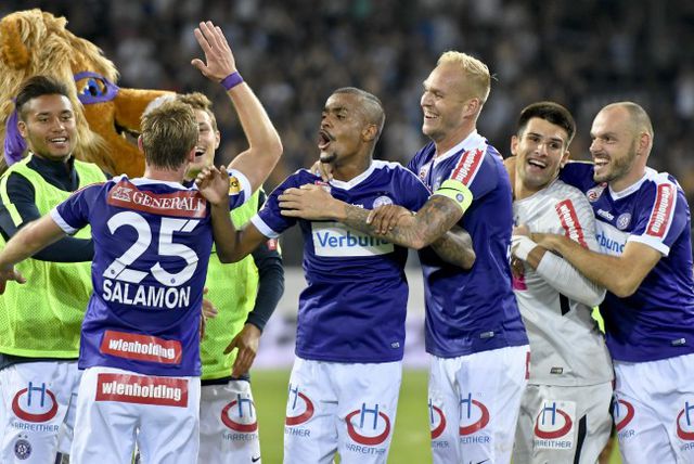 Đội bóng muốn mua Văn Hậu giàu truyền thống nhất tại Áo-3