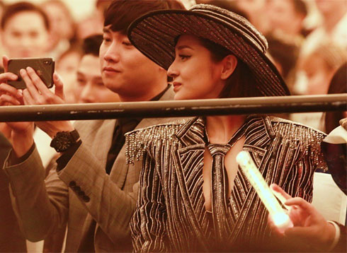 Quốc Trường thả thính fan nữ trên Facebook ngọt lịm nhưng lại phũ thế này khi Bảo Thanh xuất hiện-7